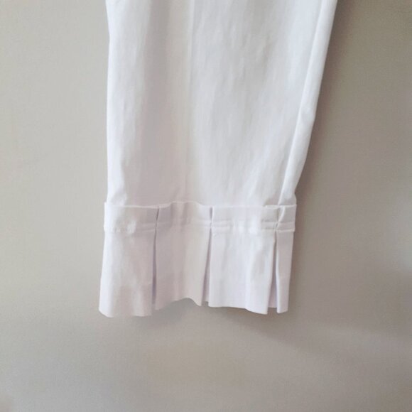 NWOT Zac & Rachel white casual pants with pleated ruffle hem detailing, 8 - Picture 6 of 6